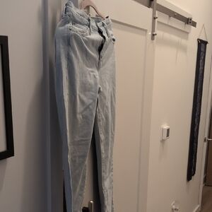 Levi's High Rise Light Blue Jeans